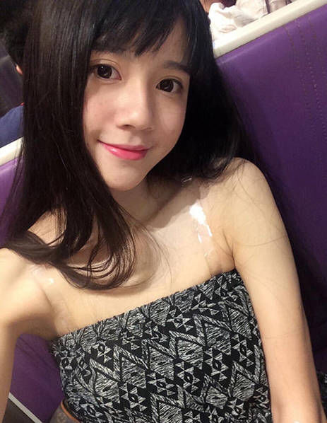 女孩生活照.[!--empirenews.page--]